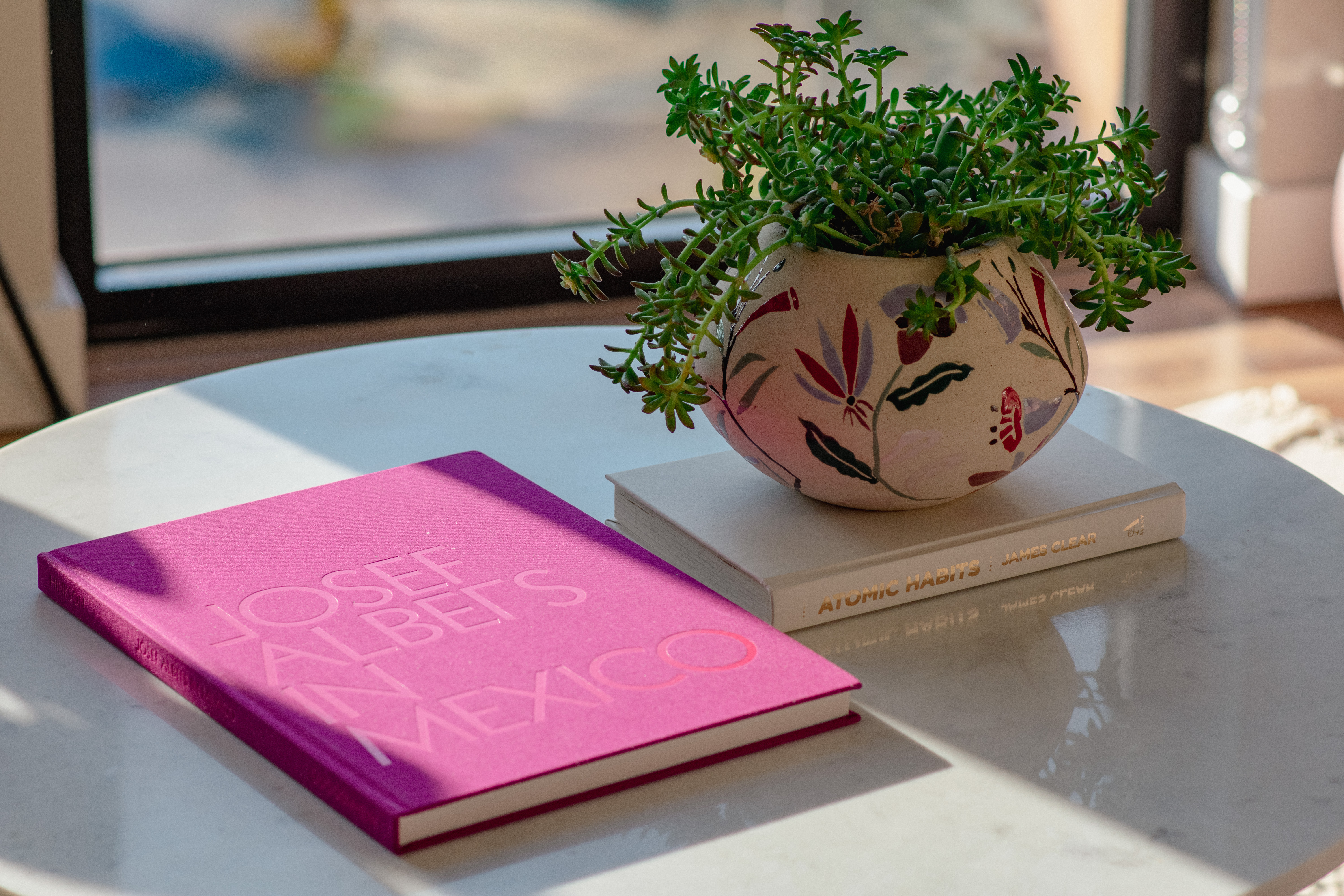 Page-Turning Decor: How to Style Your Home with Books